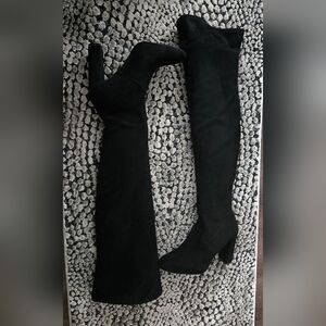 Ladies Steve Madden Emotions Tall boots.